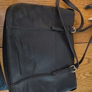 Elegant Black Leather Woman's Bag